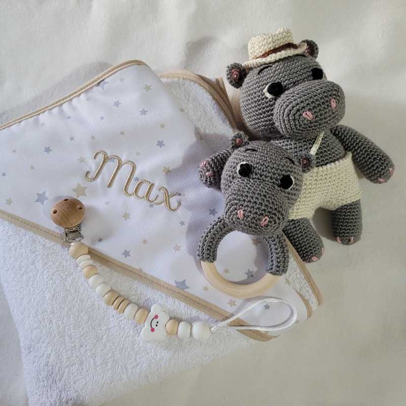 Conjunto de apego, chupetero y capa de baño