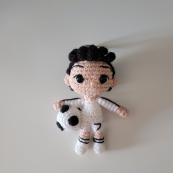 Llavero crochet C. Ronaldo